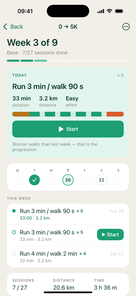 Training plan screen: Week 3 of 9 of the 0 to 5K plan with today's session and weekly schedule